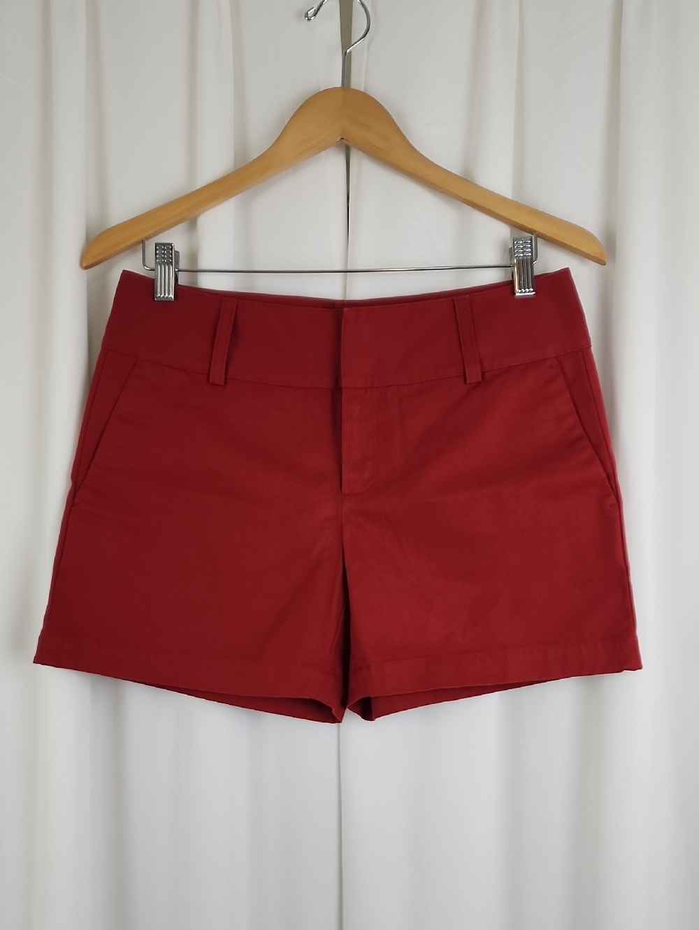 Banana Republic Factory Store Cotton Shorts Wine Size 4